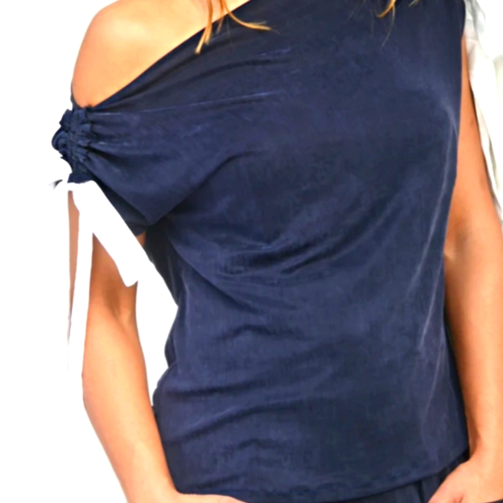 Lahive  Convertible Knit Top